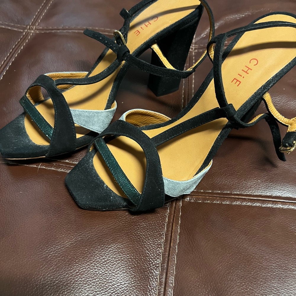 Chie Mihara Black and Gray Heels with Strappy Design